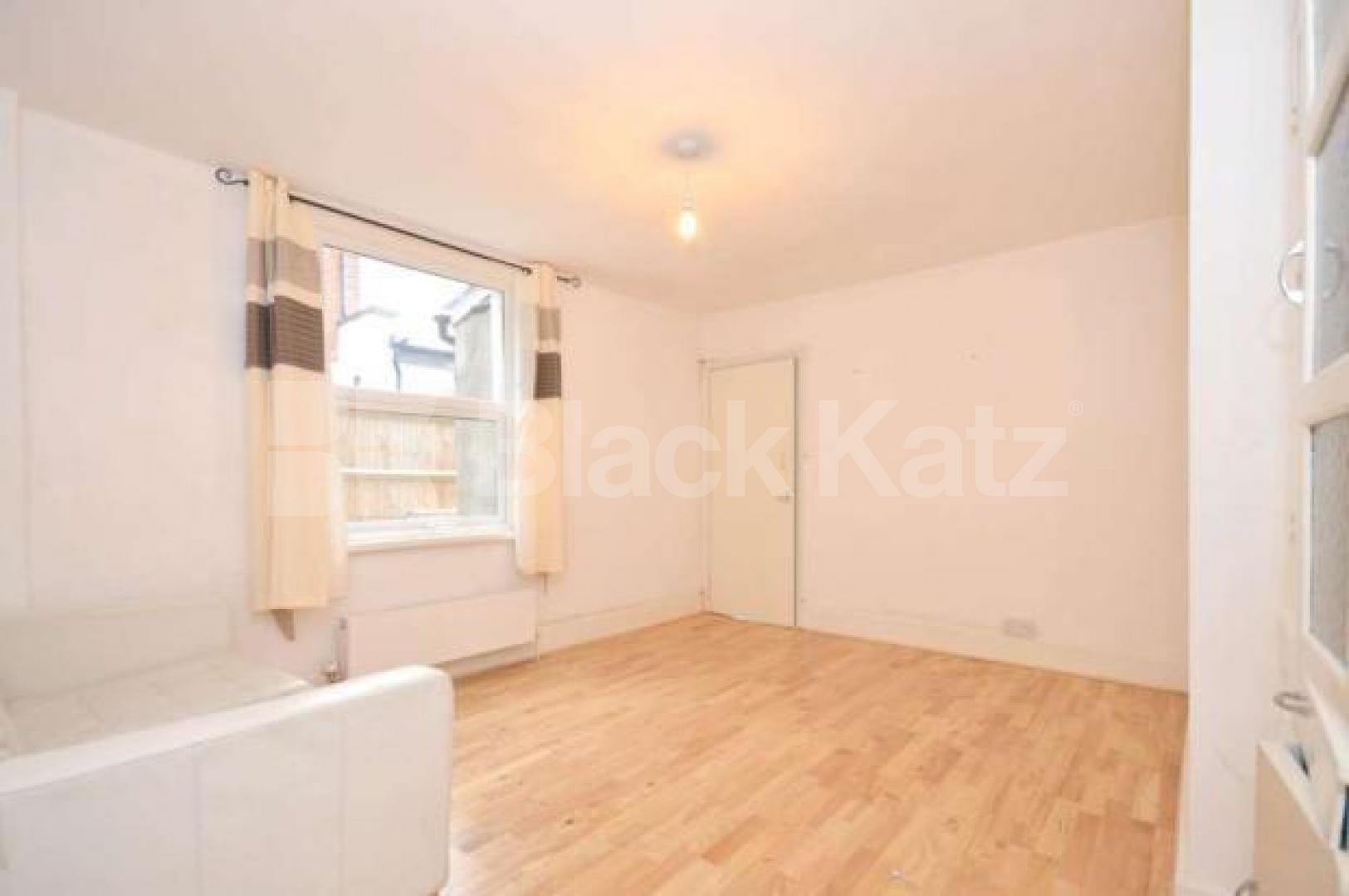 			NEW INSTRUCTION ( Includes Gas, Electricity and Water)., 1 Bedroom, 1 bath, 1 reception Apartment			 Baldry Gardens, Streatham Common